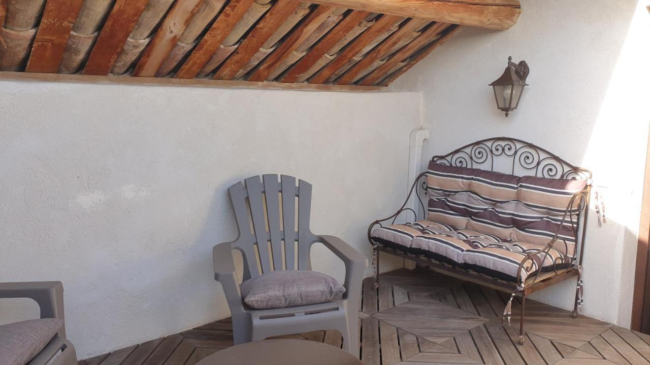 L'Angelus, Gite De Charme Au Coeur Du Vieux Village De Sablet Kültér fotó