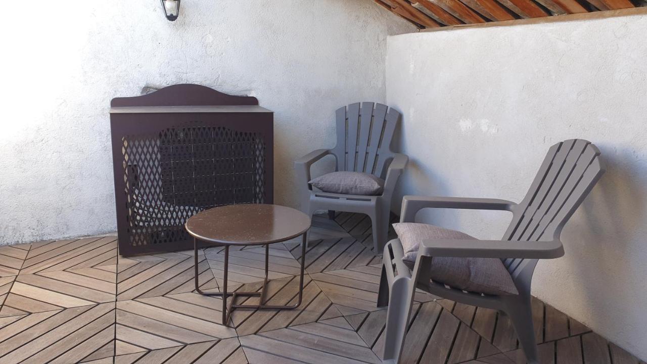 L'Angelus, Gite De Charme Au Coeur Du Vieux Village De Sablet Kültér fotó